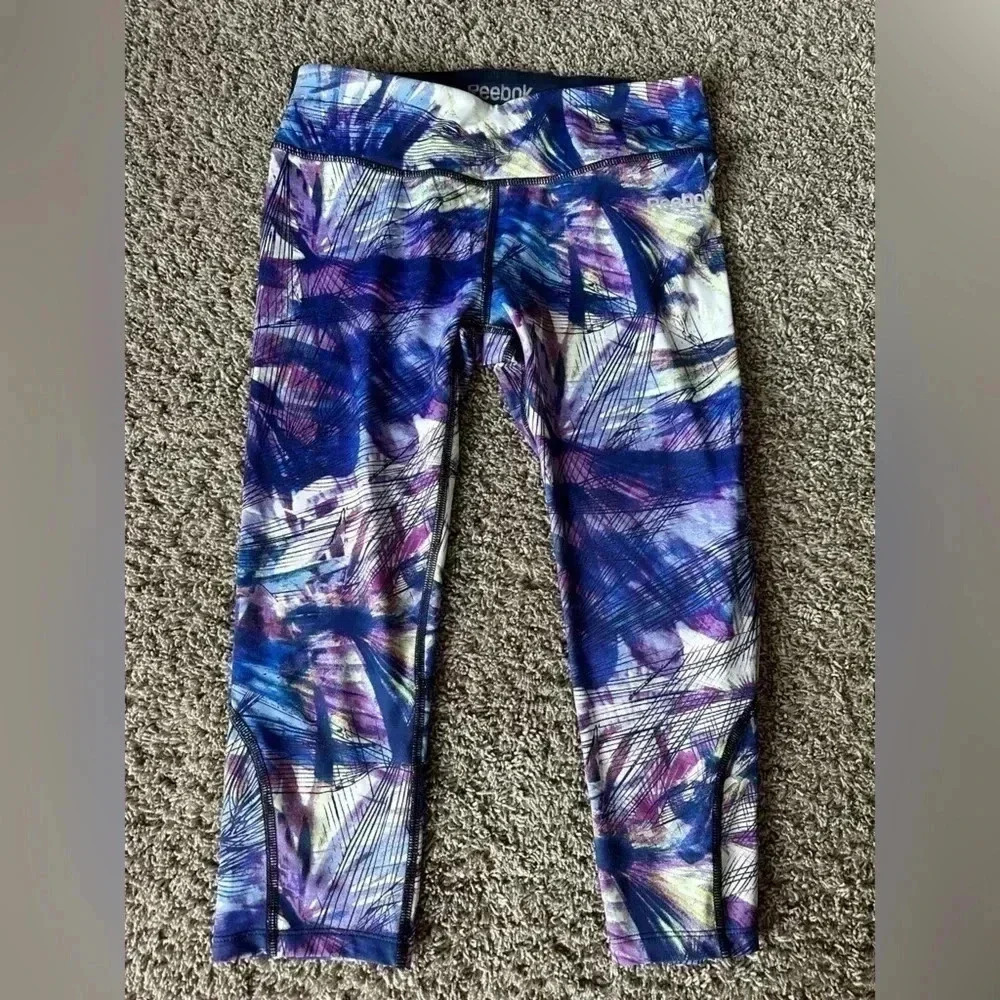 Reebok Crop Pants- size small